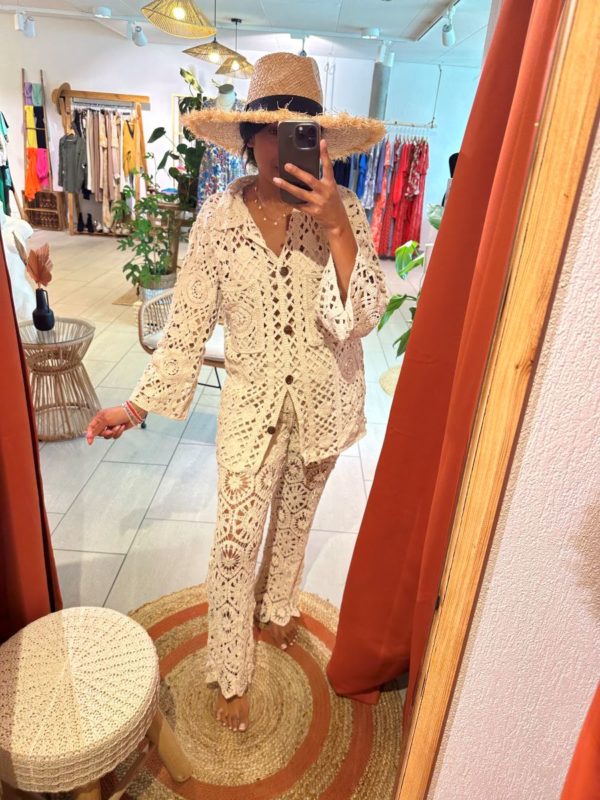 Chemise en crochet Tyma en beige