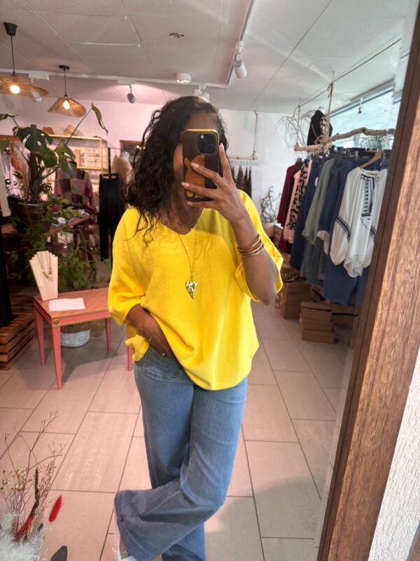 Haut en Eline en col V couleur  jaune