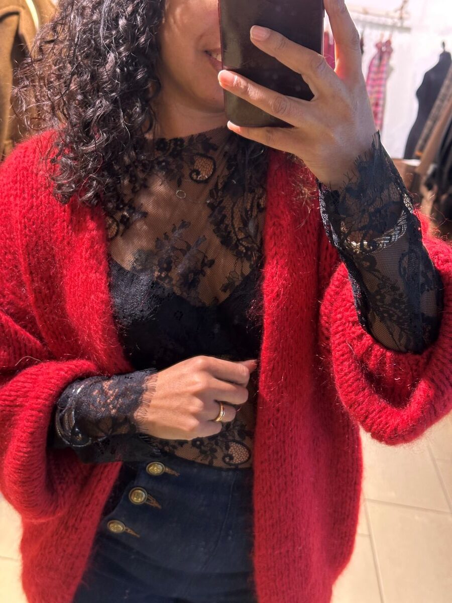 Sous pull en dentelle noire