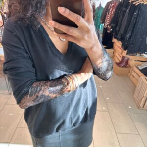 Pull Ida avec manches en dentelle noire