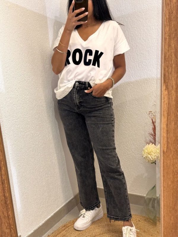 Jeans mum fit en gris effiloché sur le bas