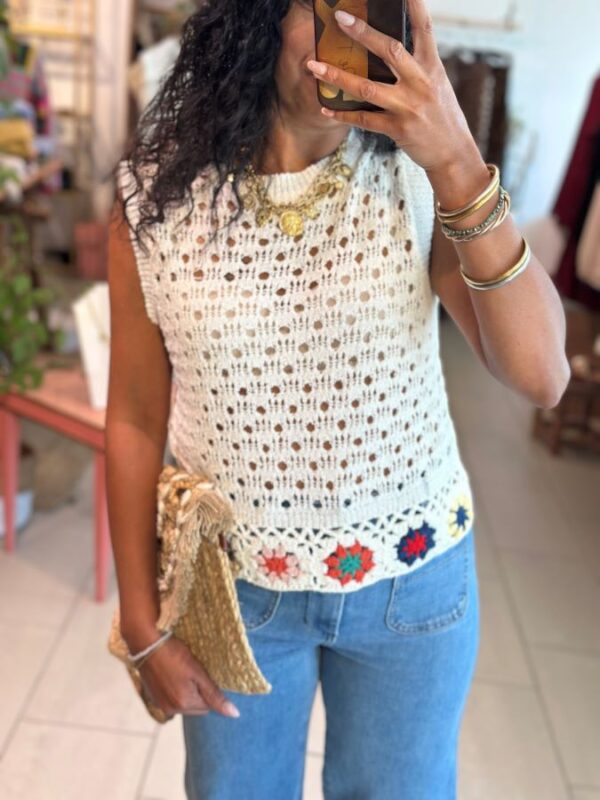 Top en crochet ajourée en écru – Image 3