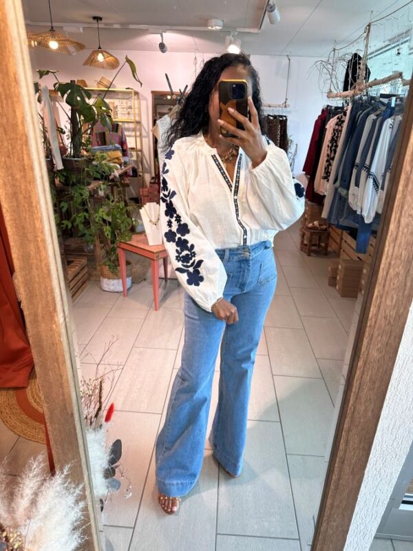 Blouse Olivia broderie bleu – Image 3