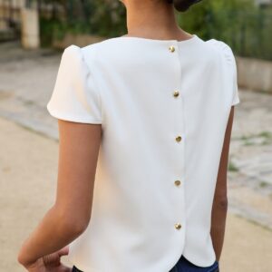 Top Camille écru bouton au dos