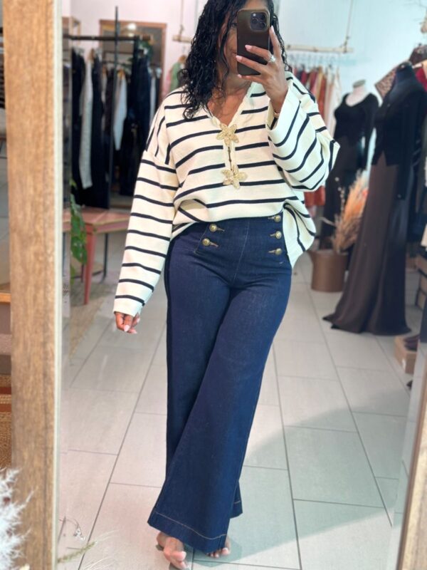 Pull Stacy à rayures écru et Marine – Image 2