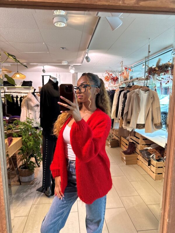 Gilet Betty Rouge vif en maille fabrication Italienne