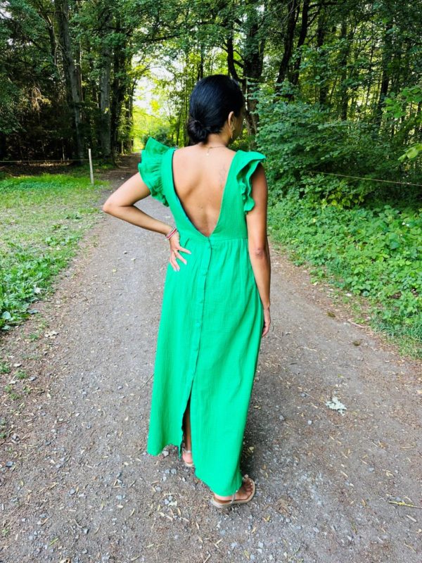 Robe Dalia verte décolleté au dos – Image 2