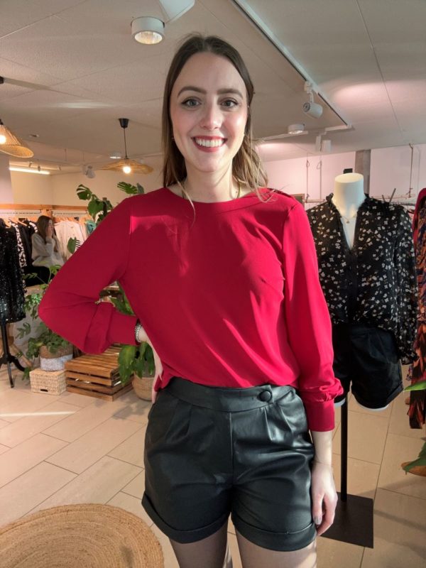 Short Jade en simili cuir noir – Image 2