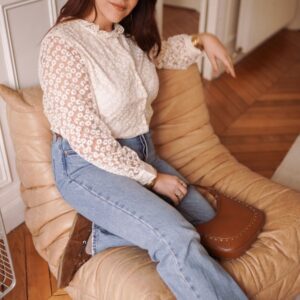 Chemise Syrine beige en dentelle