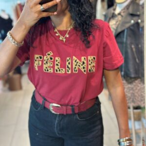 T-Shirt Bordeaux inscription Féline