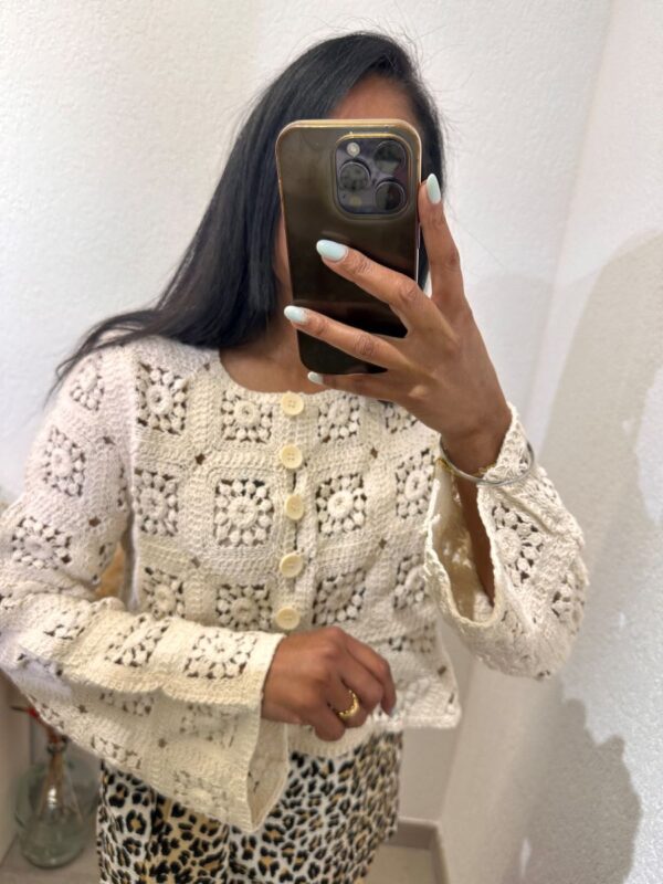 Haut en crochet à bouton