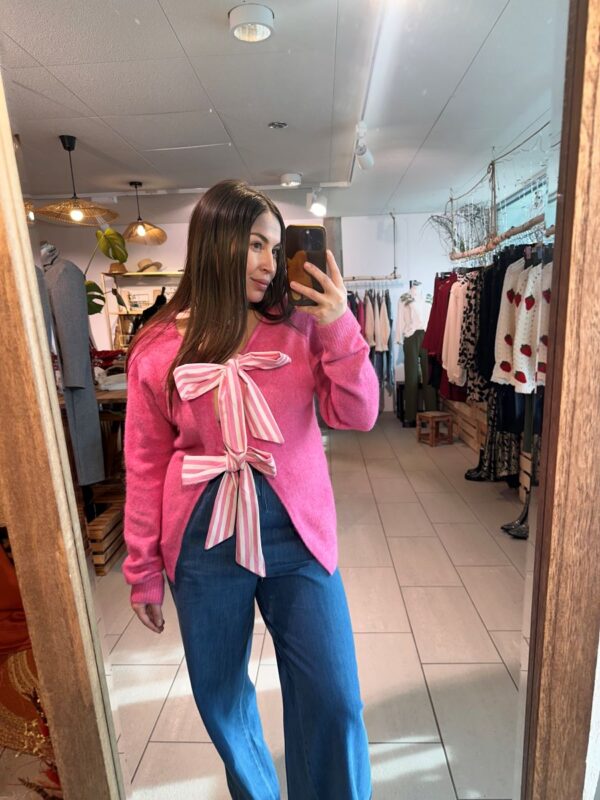 Gilet Emma rose avec deux noeuds se porte recto verso