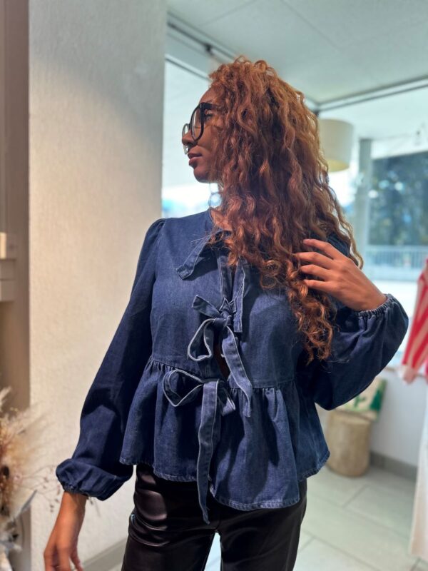 Blouse en jeans à nouer Cynthia – Image 2