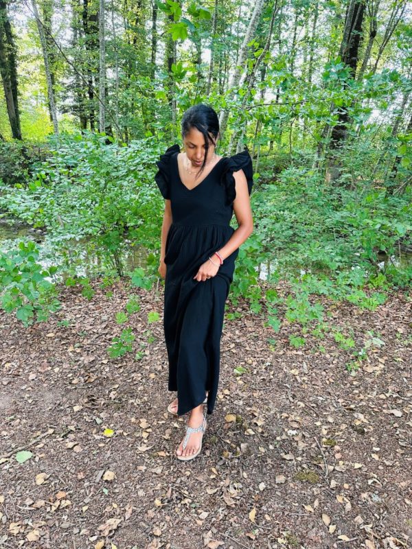 Robe Dalia noire décolletée V au dos