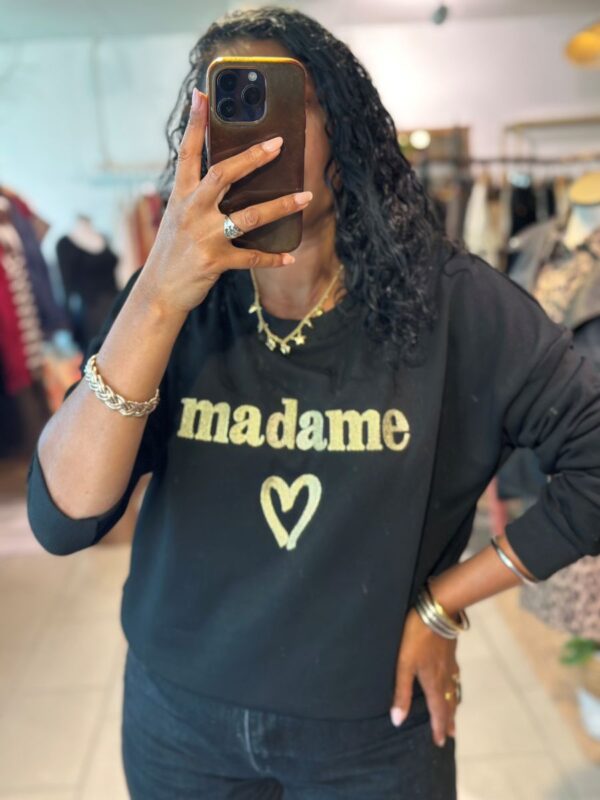 Sweat noir brodée Madame en doré